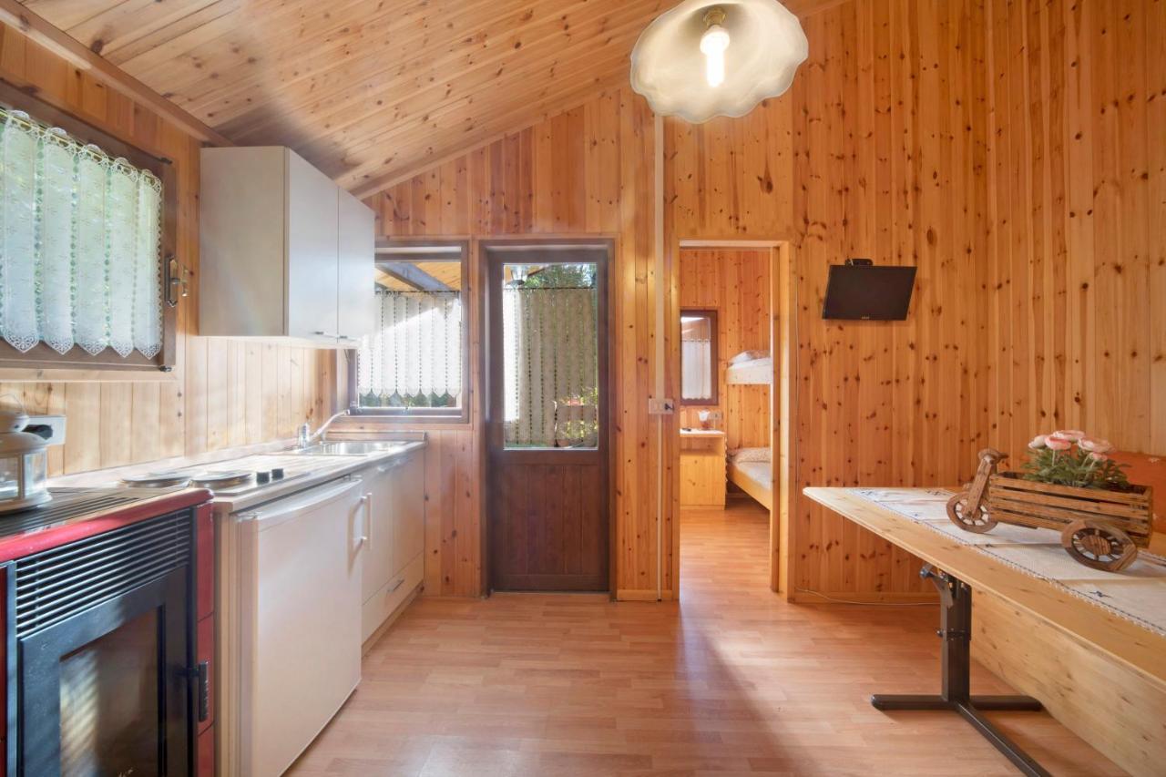 Casa Bucaneve Барціо Екстер'єр фото
